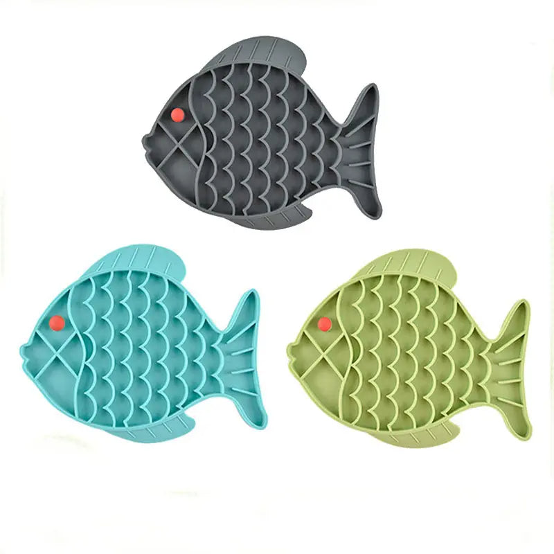 Silicone Fish-Shaped Lick Mat for Dogs – Slow Feeding & Anxiety Relief