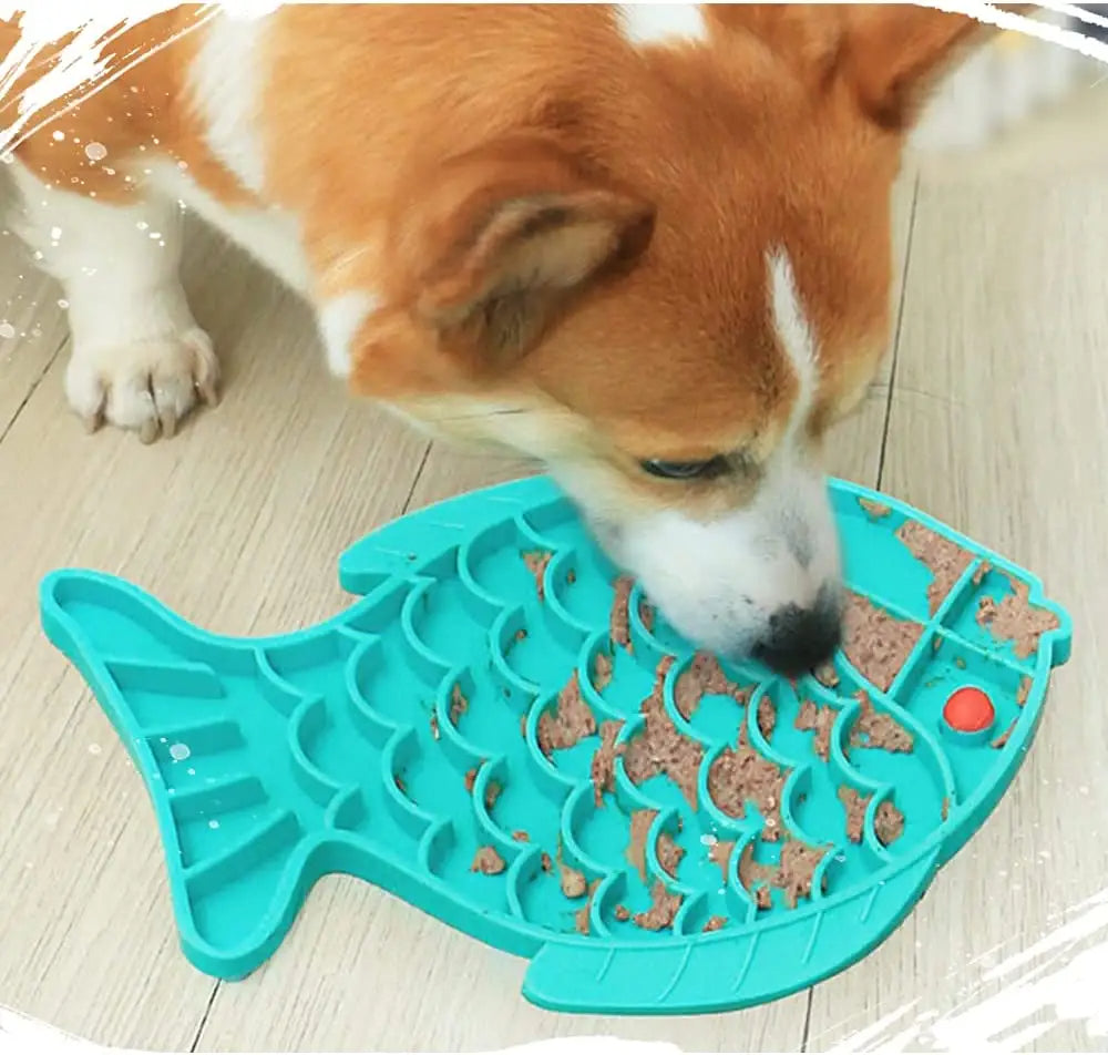 Silicone Fish-Shaped Lick Mat for Dogs – Slow Feeding & Anxiety Relief
