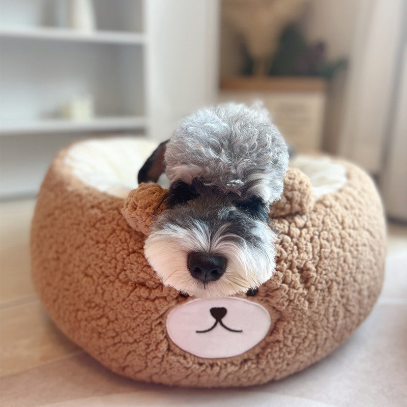 Cartoon Plush Dog & Cat Bed – Cozy Bear Design (All Seasons)